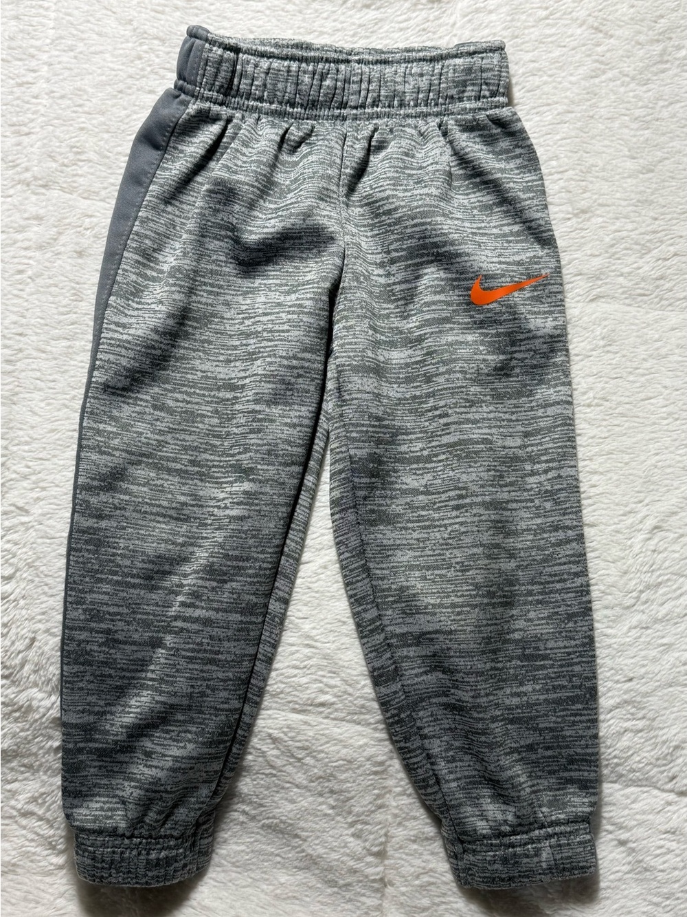 Boys Nike 3T Dri-Fit Therma Fleece Lined Gray Heather Joggers with Orange Swoosh